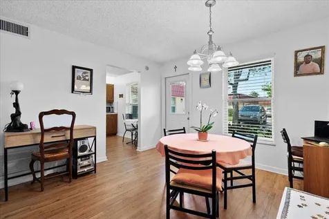 884 Worcester Lane Lake Worth FL 33467