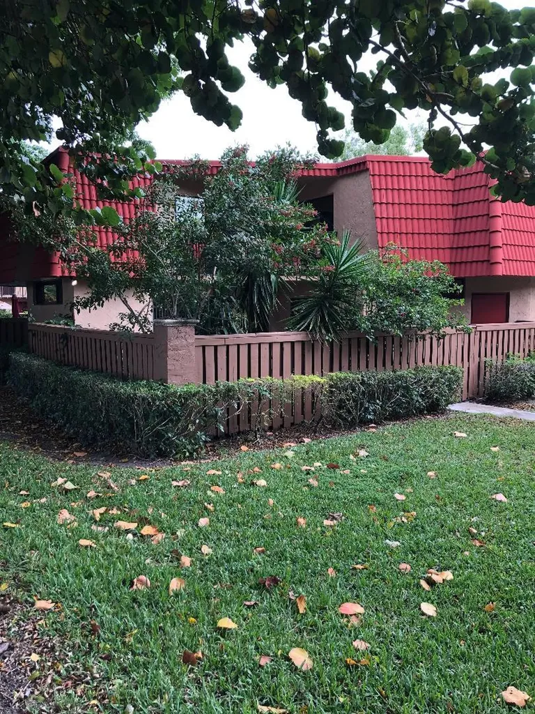 8237 Severn Drive Boca Raton FL 33433