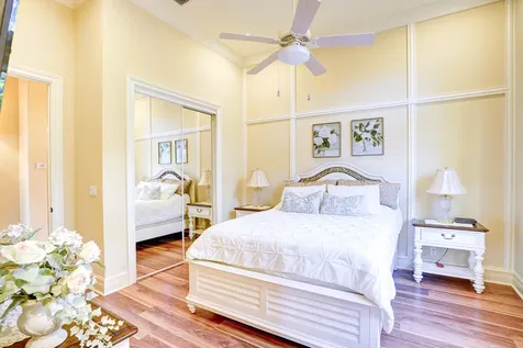231 Se Bella Strano Port Saint Lucie FL 34984