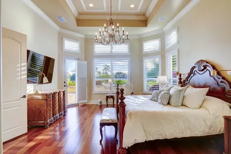 231 Se Bella Strano Port Saint Lucie FL 34984