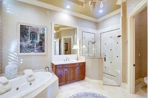 231 Se Bella Strano Port Saint Lucie FL 34984