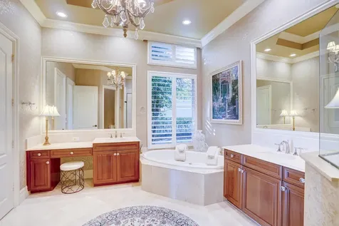 231 Se Bella Strano Port Saint Lucie FL 34984
