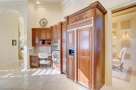 231 Se Bella Strano Port Saint Lucie FL 34984