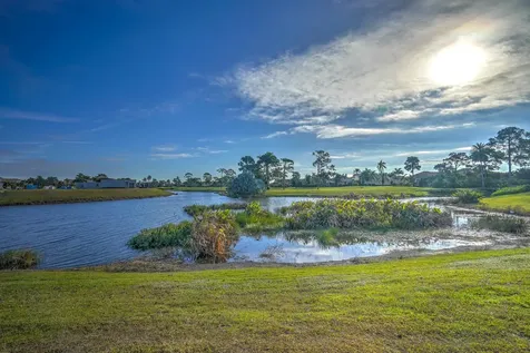 231 Se Bella Strano Port Saint Lucie FL 34984