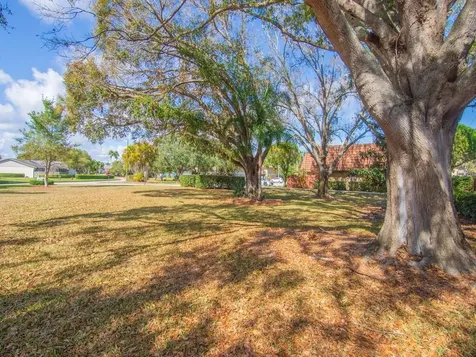 1458 N Lawnwood Circle Fort Pierce FL 34950