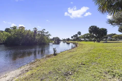 1127 E Seminole Avenue Jupiter FL 33477
