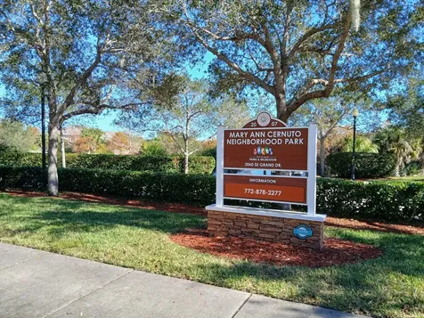 1888 Se High Springs Drive Port Saint Lucie FL 34952