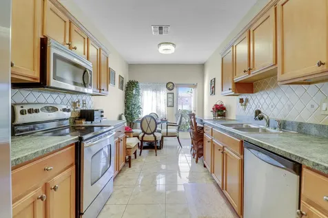 1888 Se High Springs Drive Port Saint Lucie FL 34952