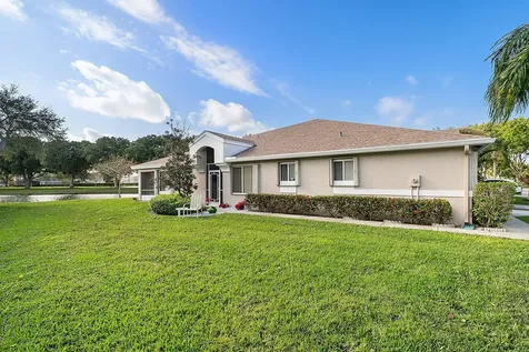 9238 Vineland Court Boca Raton FL 33496