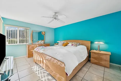 9238 Vineland Court Boca Raton FL 33496