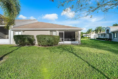 9238 Vineland Court Boca Raton FL 33496