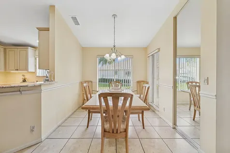 9238 Vineland Court Boca Raton FL 33496