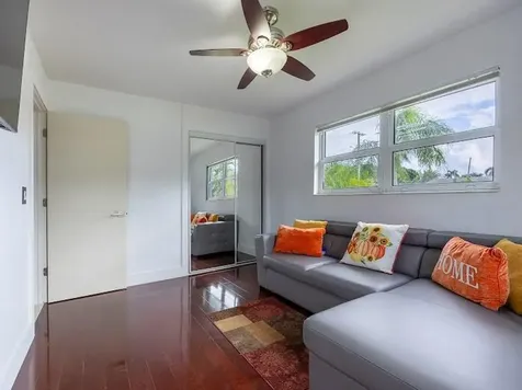 253 Davis Road Palm Springs FL 33461