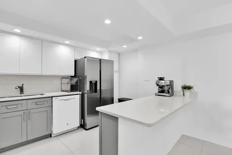 1000 NE Quayside Terrace Miami FL 33138
