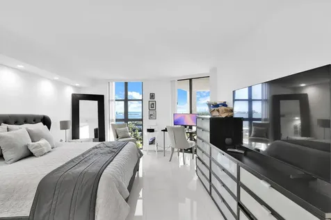1000 NE Quayside Terrace Miami FL 33138