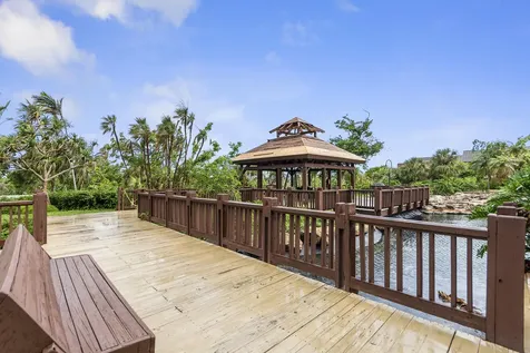 1000 NE Quayside Terrace Miami FL 33138