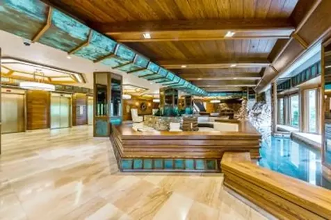 1000 NE Quayside Terrace Miami FL 33138
