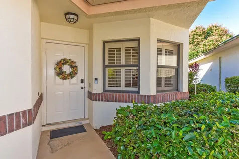 438 Sw Jefferson Circle Port Saint Lucie FL 34986