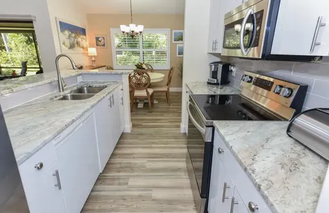 438 Sw Jefferson Circle Port Saint Lucie FL 34986