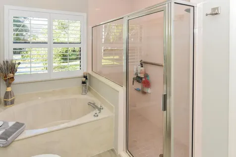 438 Sw Jefferson Circle Port Saint Lucie FL 34986