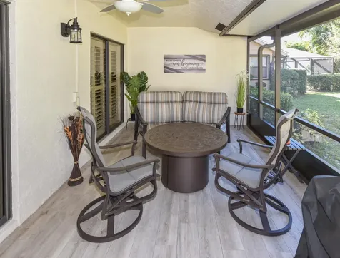 438 Sw Jefferson Circle Port Saint Lucie FL 34986