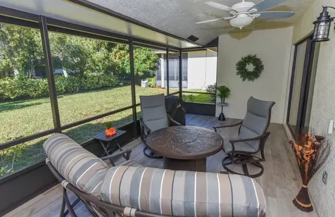 438 Sw Jefferson Circle Port Saint Lucie FL 34986