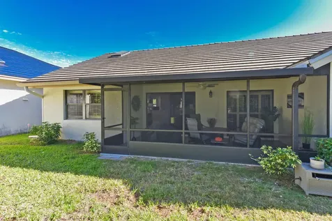 438 Sw Jefferson Circle Port Saint Lucie FL 34986
