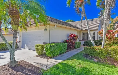 438 Sw Jefferson Circle Port Saint Lucie FL 34986
