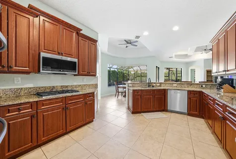 9369 Equus Circle Boynton Beach FL 33472