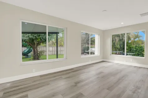 6524 Sleepy Willow Way Delray Beach FL 33484