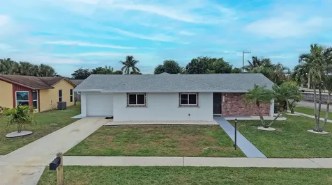 6524 Sleepy Willow Way Delray Beach FL 33484