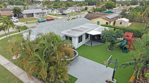 6524 Sleepy Willow Way Delray Beach FL 33484