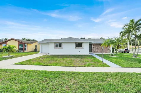 6524 Sleepy Willow Way Delray Beach FL 33484