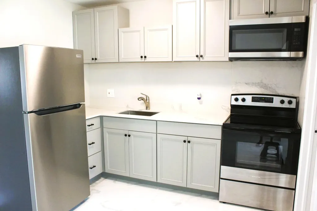 2719 Peer Lane Delray Beach FL 33445