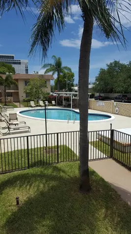 421 NE 1st Street Hallandale Beach FL 33009
