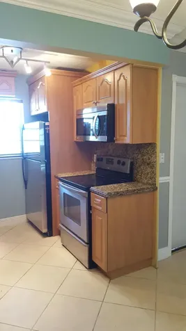 421 NE 1st Street Hallandale Beach FL 33009