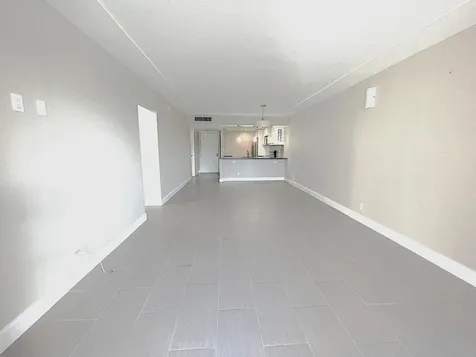3 Royal Palm Way Boca Raton FL 33432