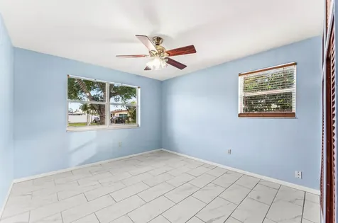 305 Henthorne Drive Palm Springs FL 33461
