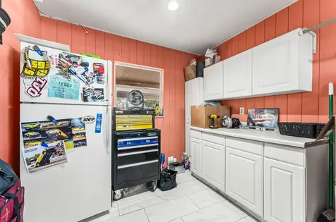 305 Henthorne Drive Palm Springs FL 33461