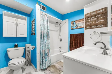 305 Henthorne Drive Palm Springs FL 33461