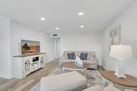 229 Chatham K West Palm Beach FL 33417