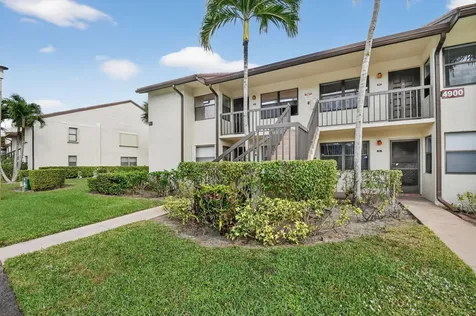 4900 Lucerne Lakes Boulevard Lake Worth FL 33467