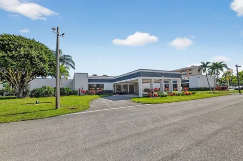 4900 Lucerne Lakes Boulevard Lake Worth FL 33467