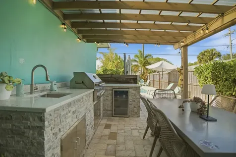 525 N L Street Lake Worth Beach FL 33460