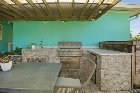 525 N L Street Lake Worth Beach FL 33460