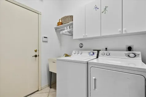 6645 Via Alfieri Lake Worth FL 33467