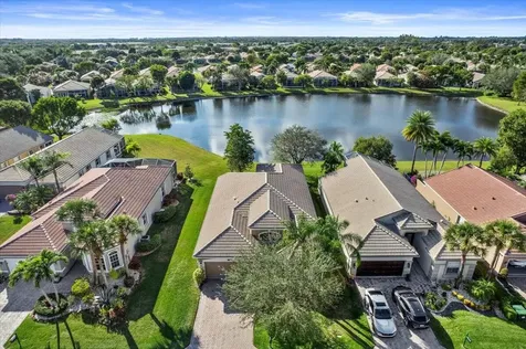 6645 Via Alfieri Lake Worth FL 33467