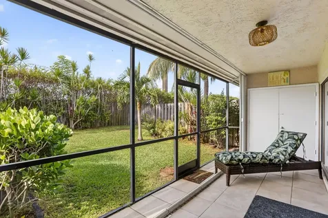 1032 E Lakes Drive Deerfield Beach FL 33064