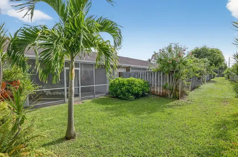 1032 E Lakes Drive Deerfield Beach FL 33064