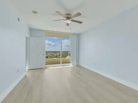 625 Casa Loma Boulevard Boynton Beach FL 33435